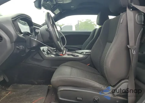 2017 Dodge Challenger R/T z USA, uszkodzony, nr VIN 2C3CDZBT6HH658429